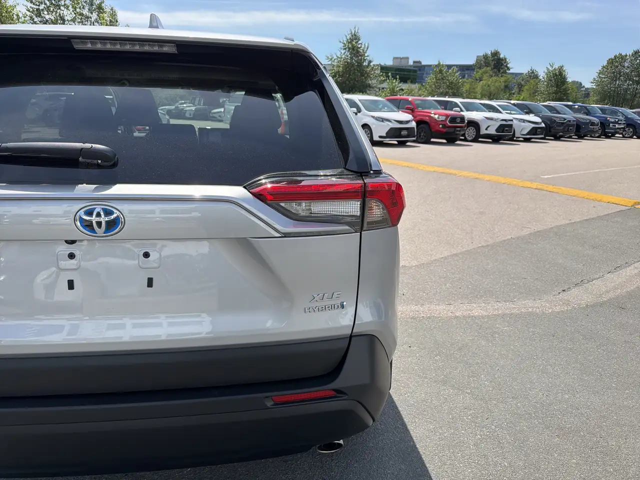 Toyota RAV 4 снимка Toyota RAV 4