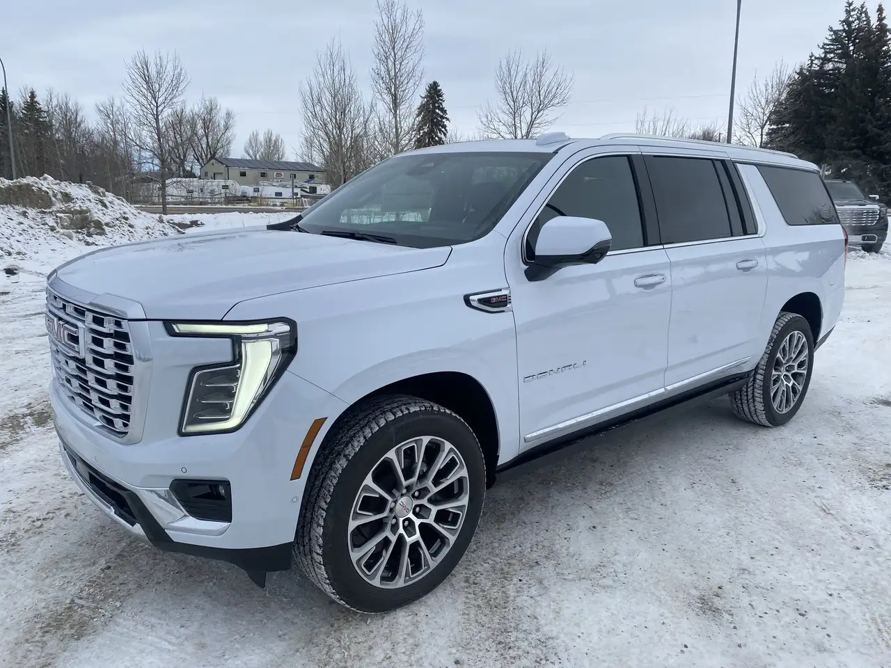 GMC Yukon photo GMC Yukon