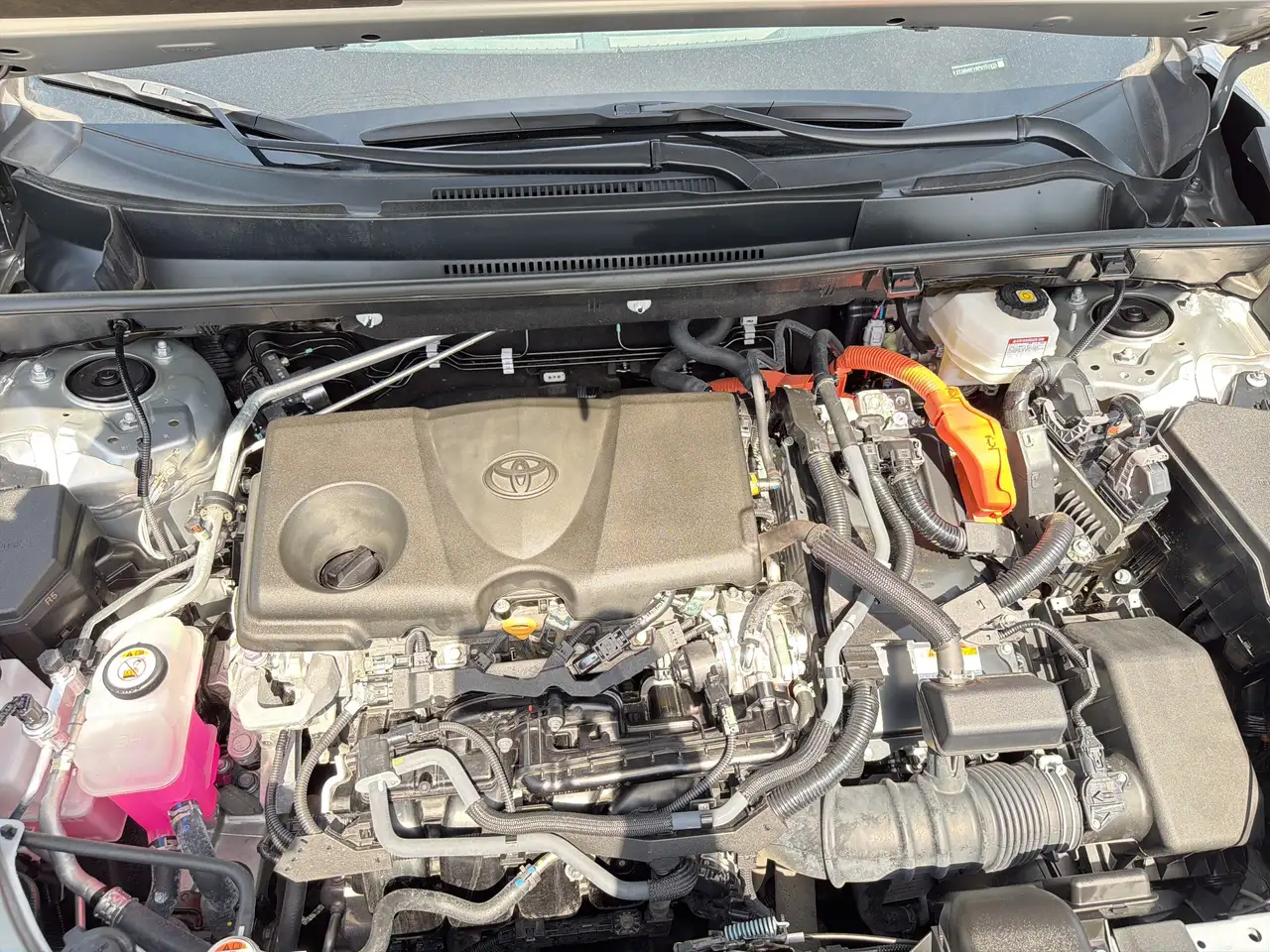 Toyota RAV 4 снимка Toyota RAV 4