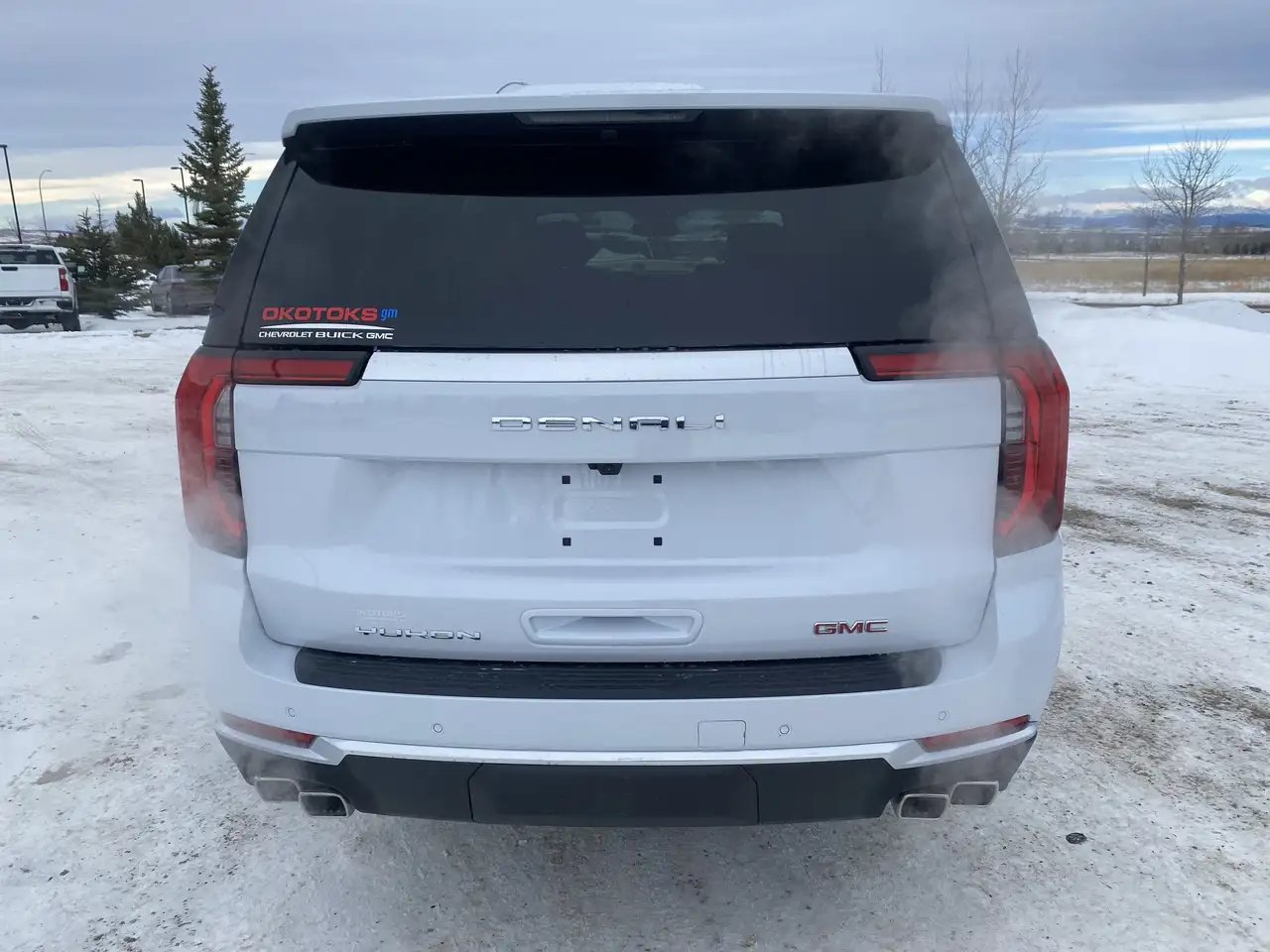 GMC Yukon photo GMC Yukon