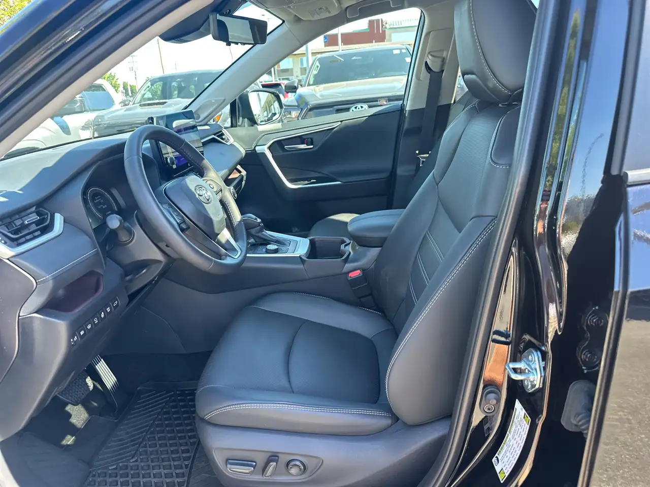 Toyota RAV 4 photo Toyota RAV 4