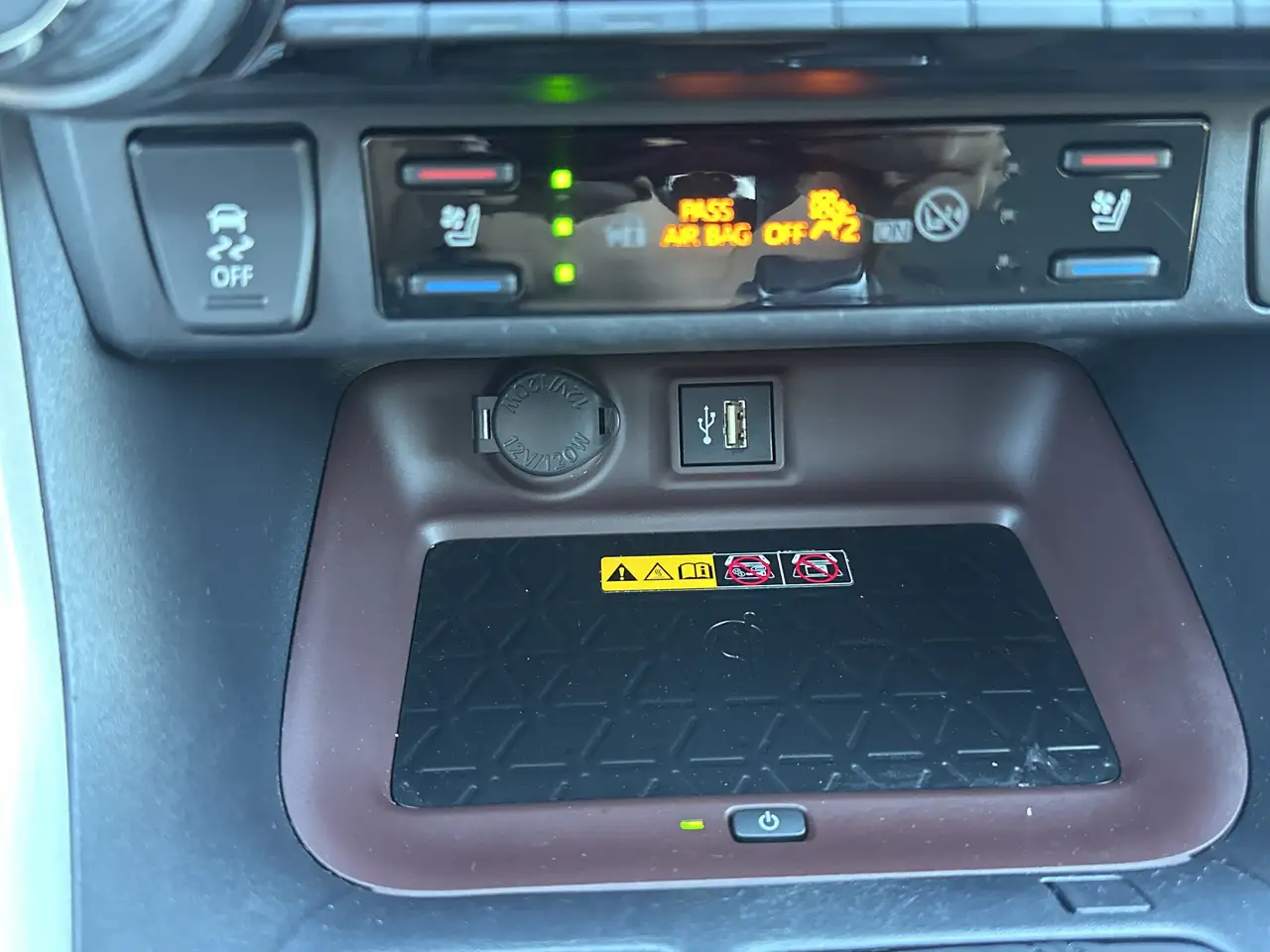 Toyota RAV 4 photo Toyota RAV 4