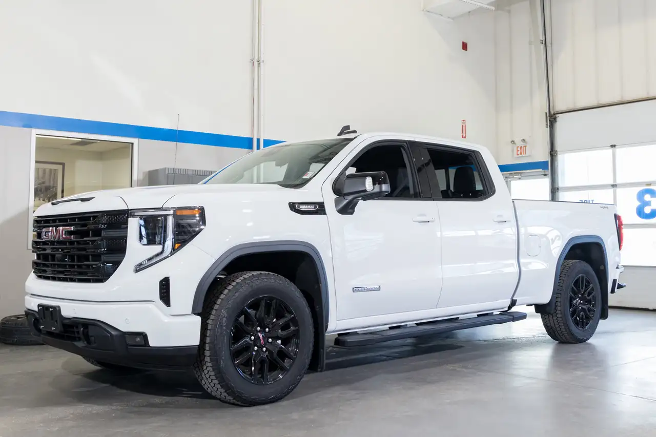 GMC Sierra 1500 снимка GMC Sierra 1500