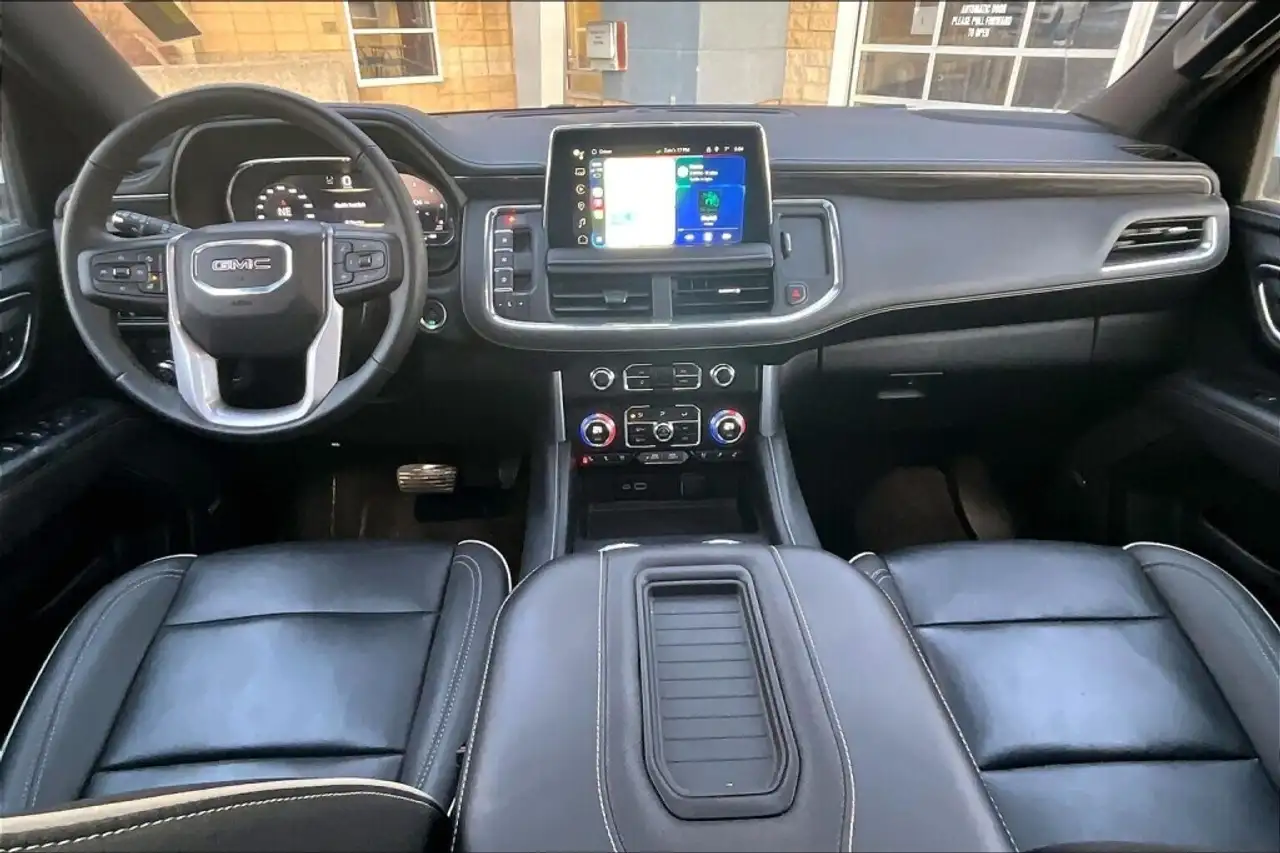 GMC Yukon photo GMC Yukon