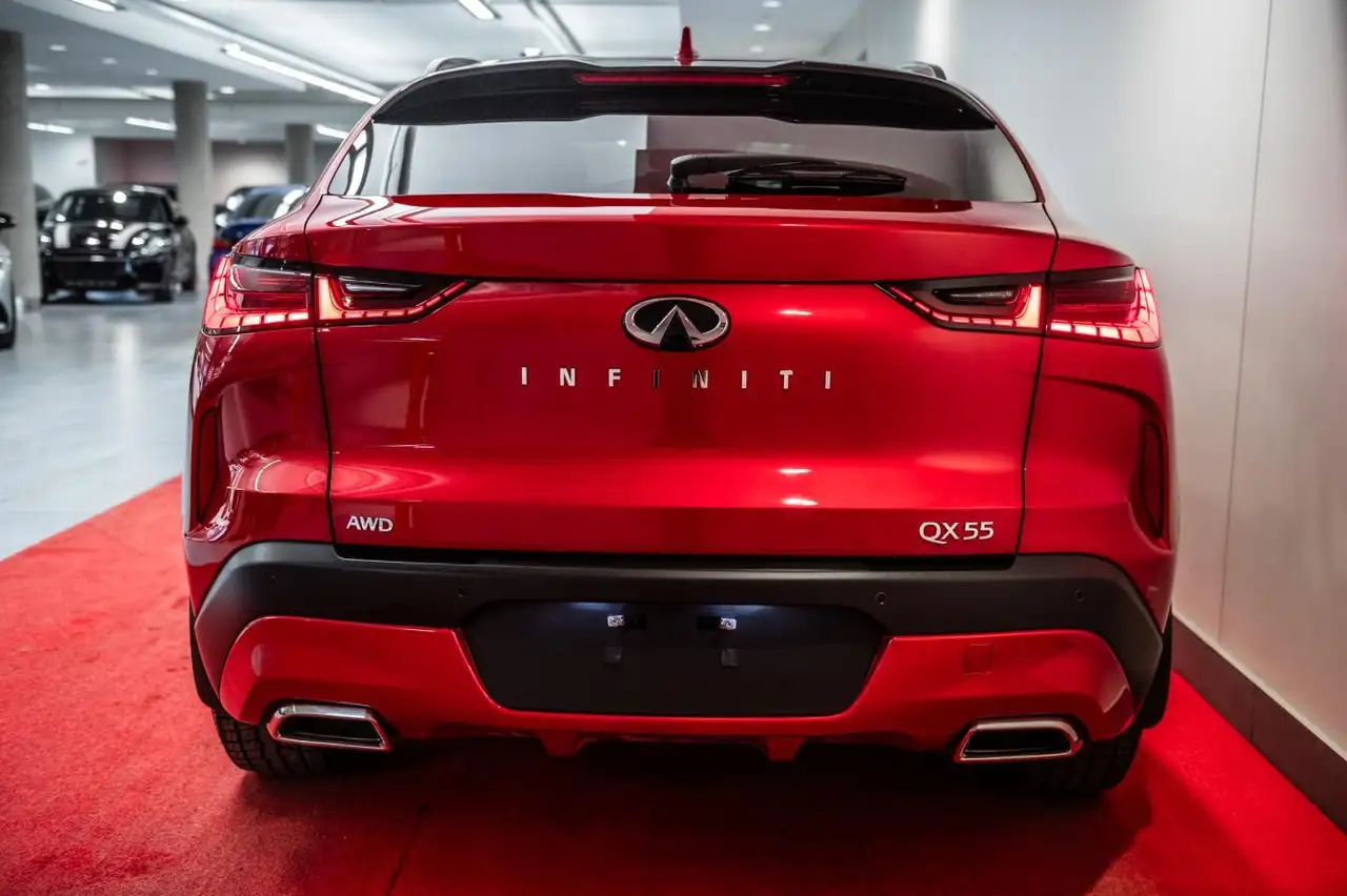 Infiniti QX55 fotografie Infiniti QX55