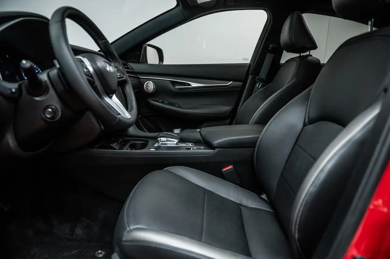 Infiniti QX55 fotografie Infiniti QX55