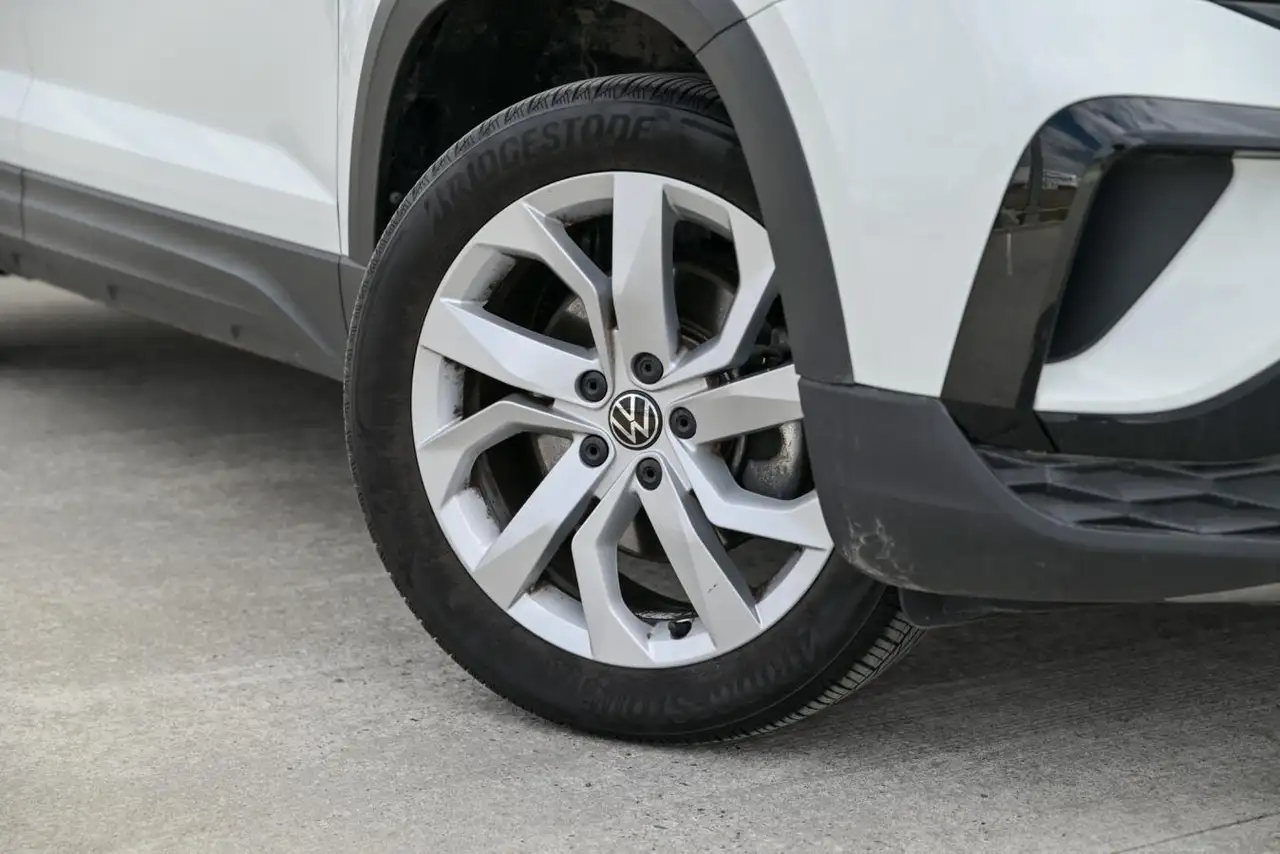 Volkswagen Taos снимка Volkswagen Taos