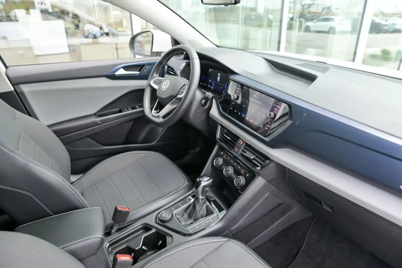 Volkswagen Taos снимка Volkswagen Taos