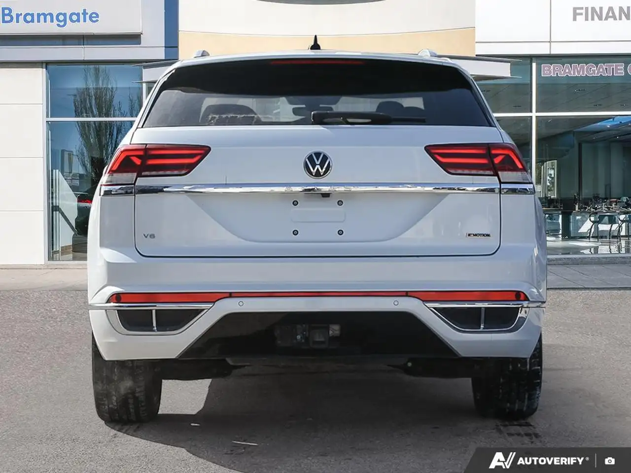 Volkswagen Atlas снимка Volkswagen Atlas