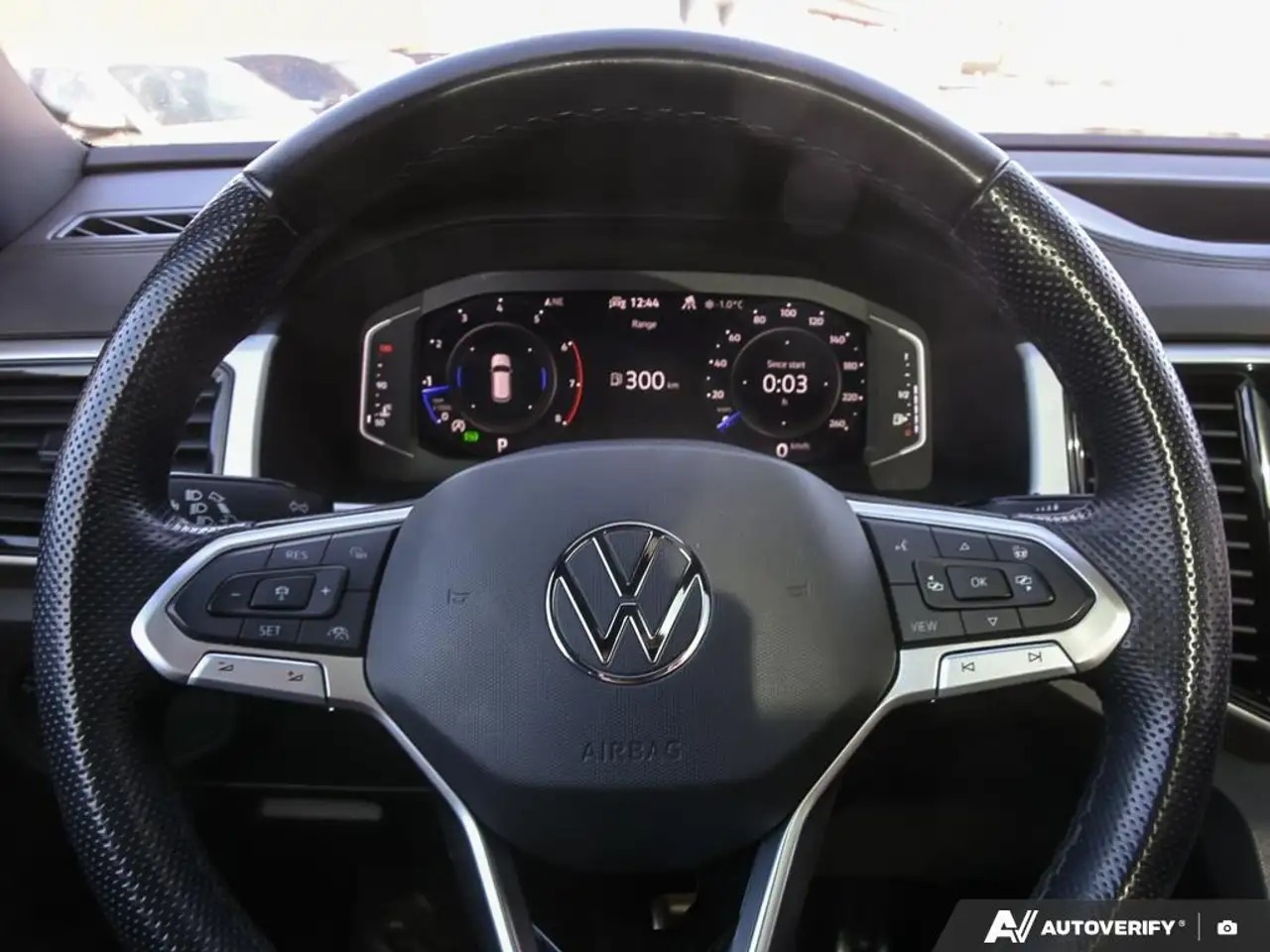 Volkswagen Atlas снимка Volkswagen Atlas
