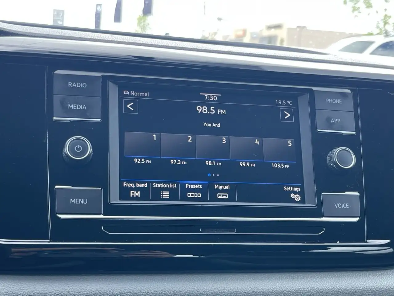 Volkswagen Taos снимка Volkswagen Taos
