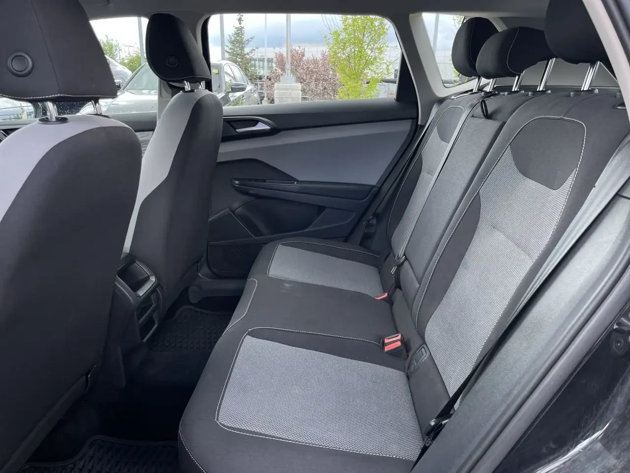 Volkswagen Taos снимка Volkswagen Taos