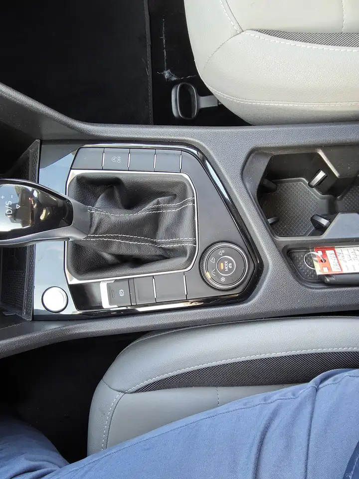 Volkswagen Taos снимка Volkswagen Taos