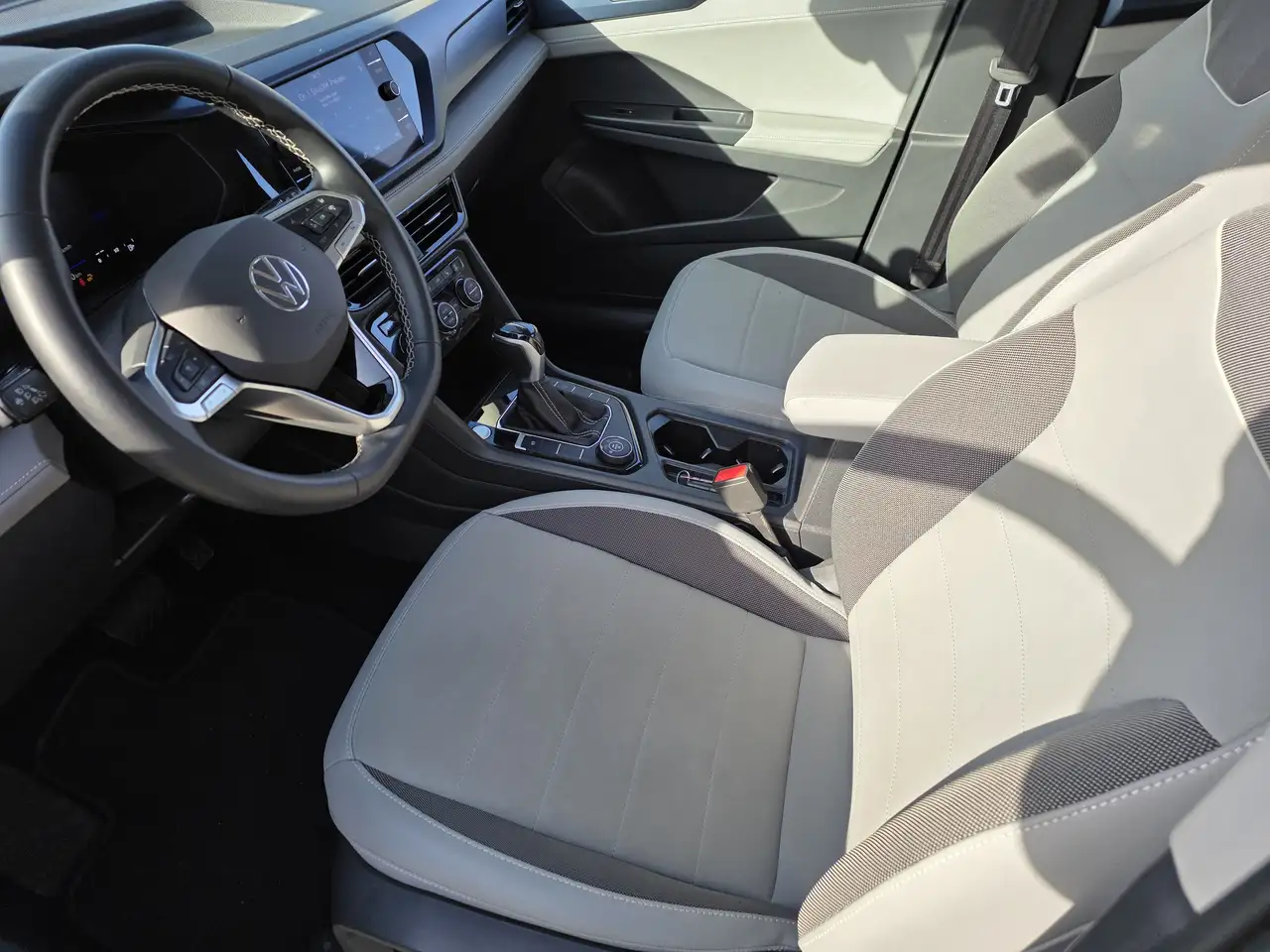 Volkswagen Taos снимка Volkswagen Taos