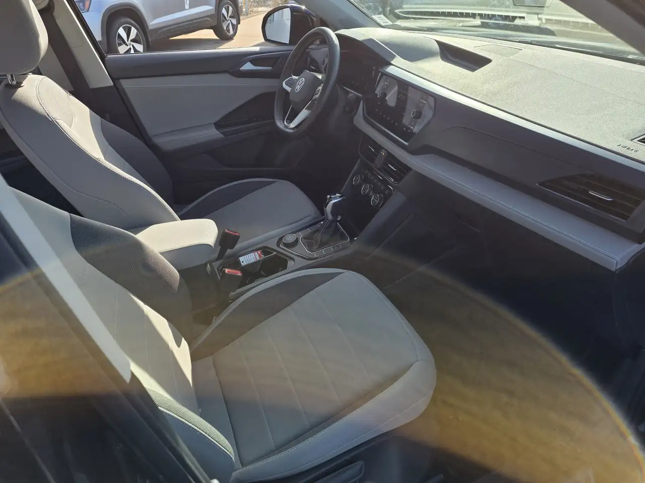 Volkswagen Taos снимка Volkswagen Taos