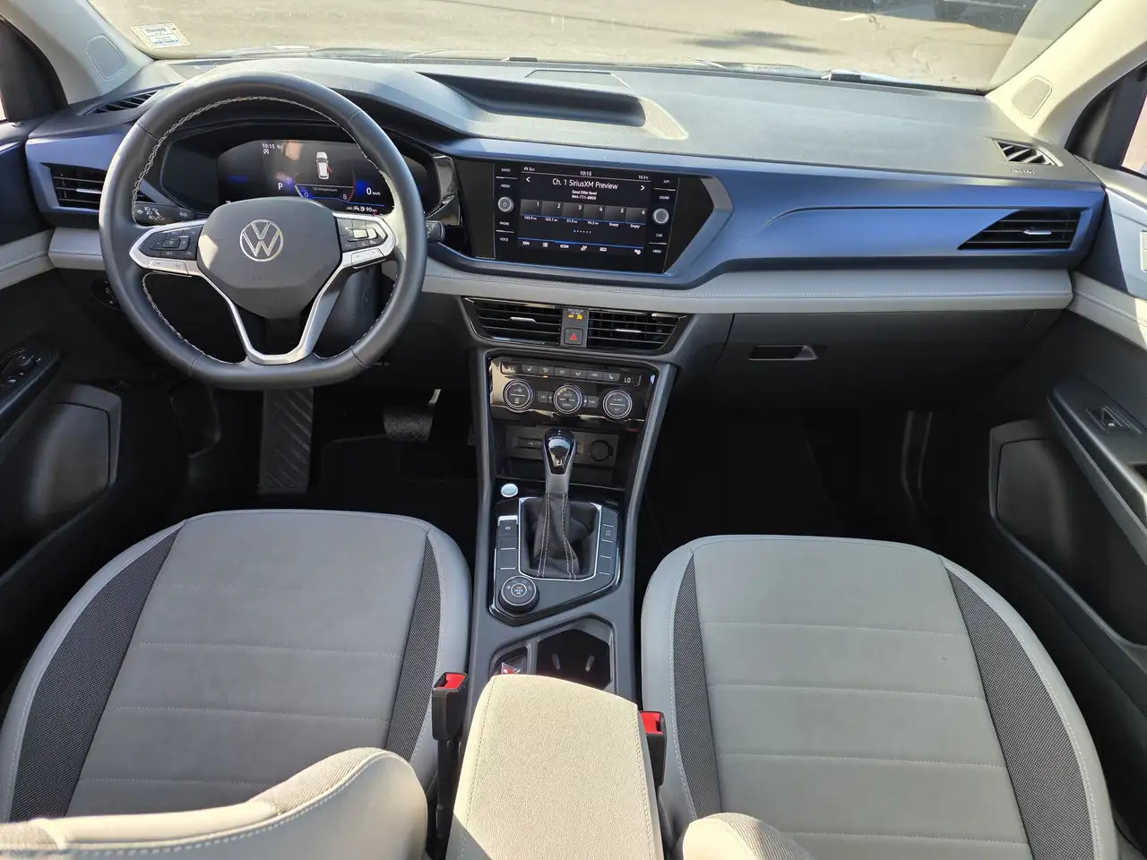 Volkswagen Taos снимка Volkswagen Taos