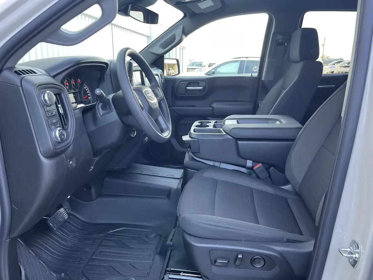 GMC Sierra 1500 photo GMC Sierra 1500