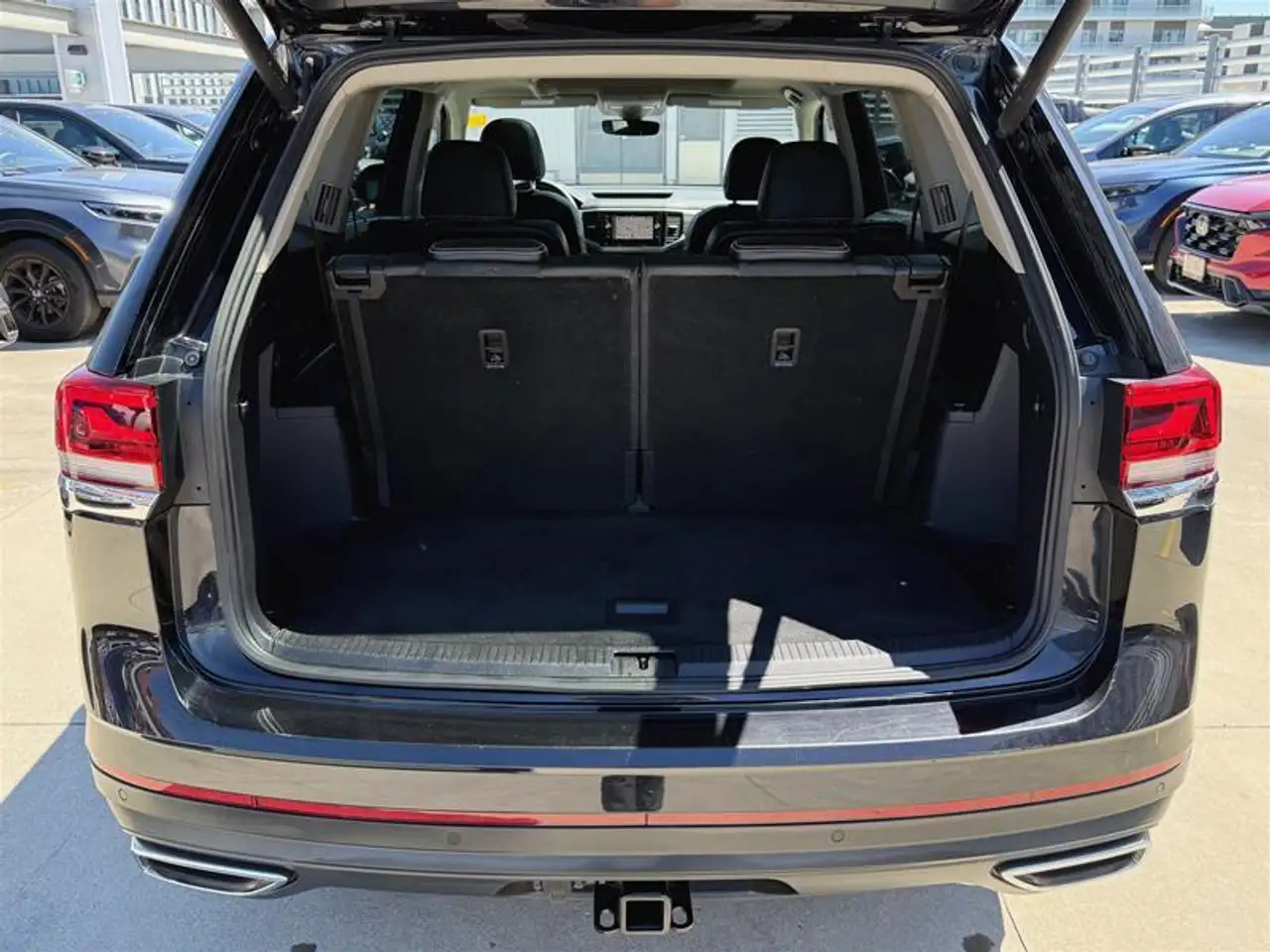 Volkswagen Atlas снимка Volkswagen Atlas
