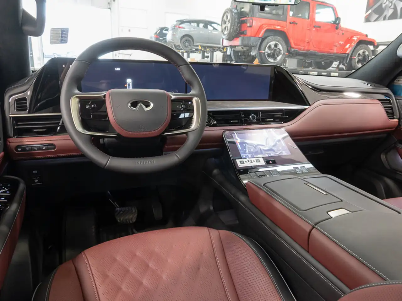 Infiniti QX80 снимка Infiniti QX80
