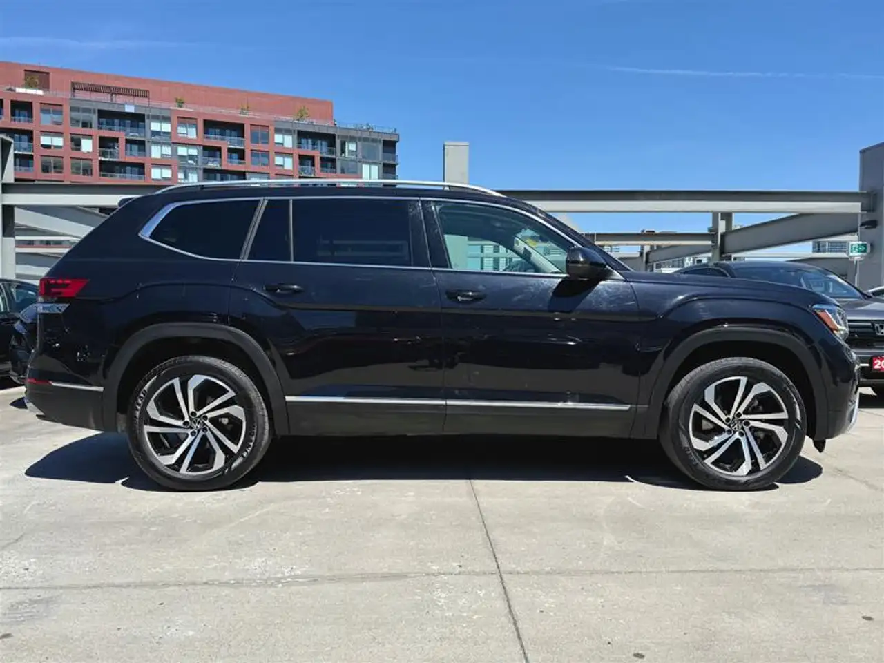 Volkswagen Atlas снимка Volkswagen Atlas
