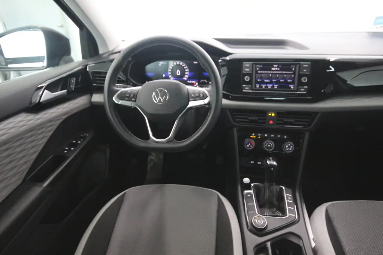 Volkswagen Taos снимка Volkswagen Taos