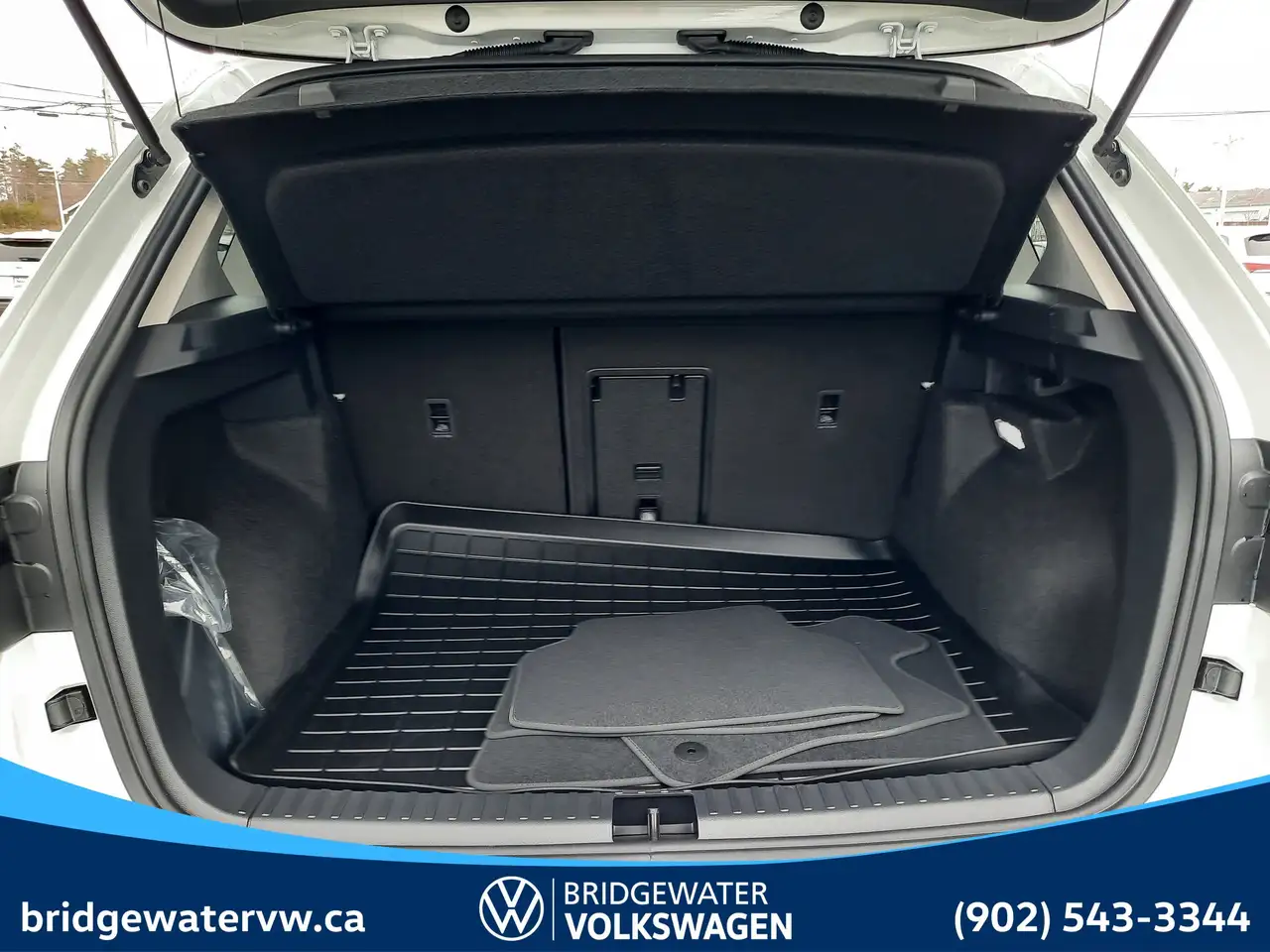 Volkswagen Taos снимка Volkswagen Taos