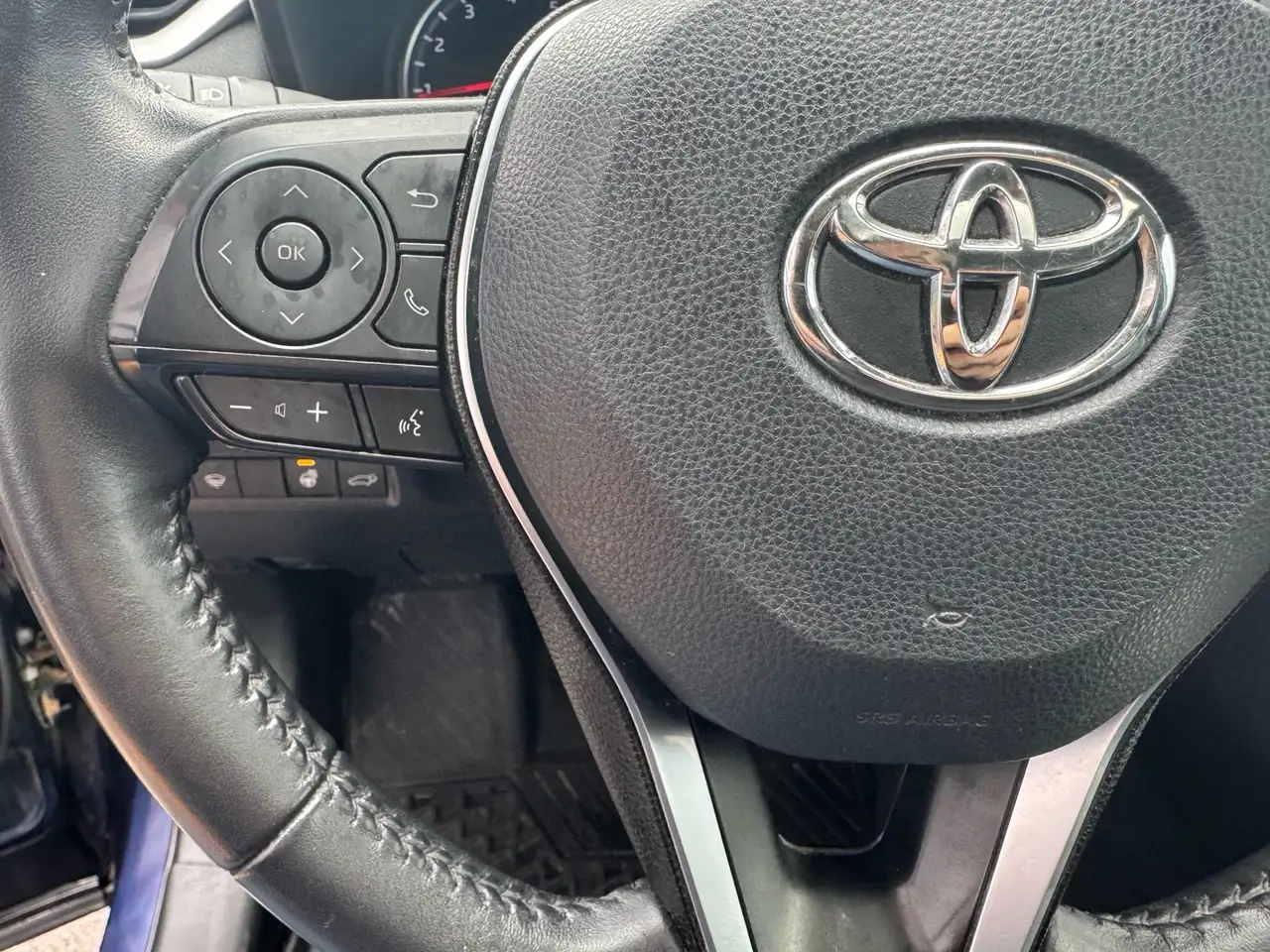 Toyota RAV 4 снимка Toyota RAV 4