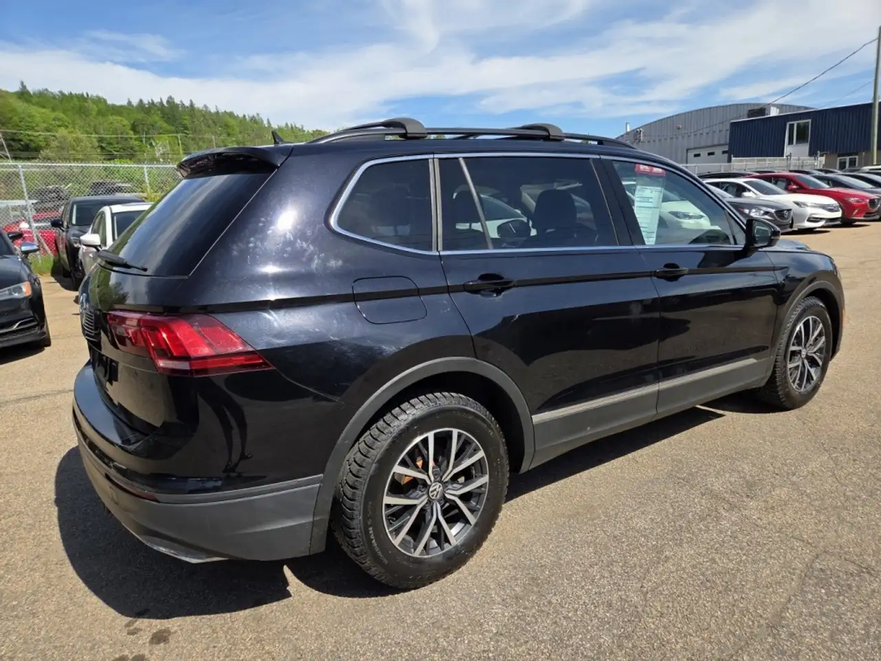 Volkswagen Tiguan снимка Volkswagen Tiguan