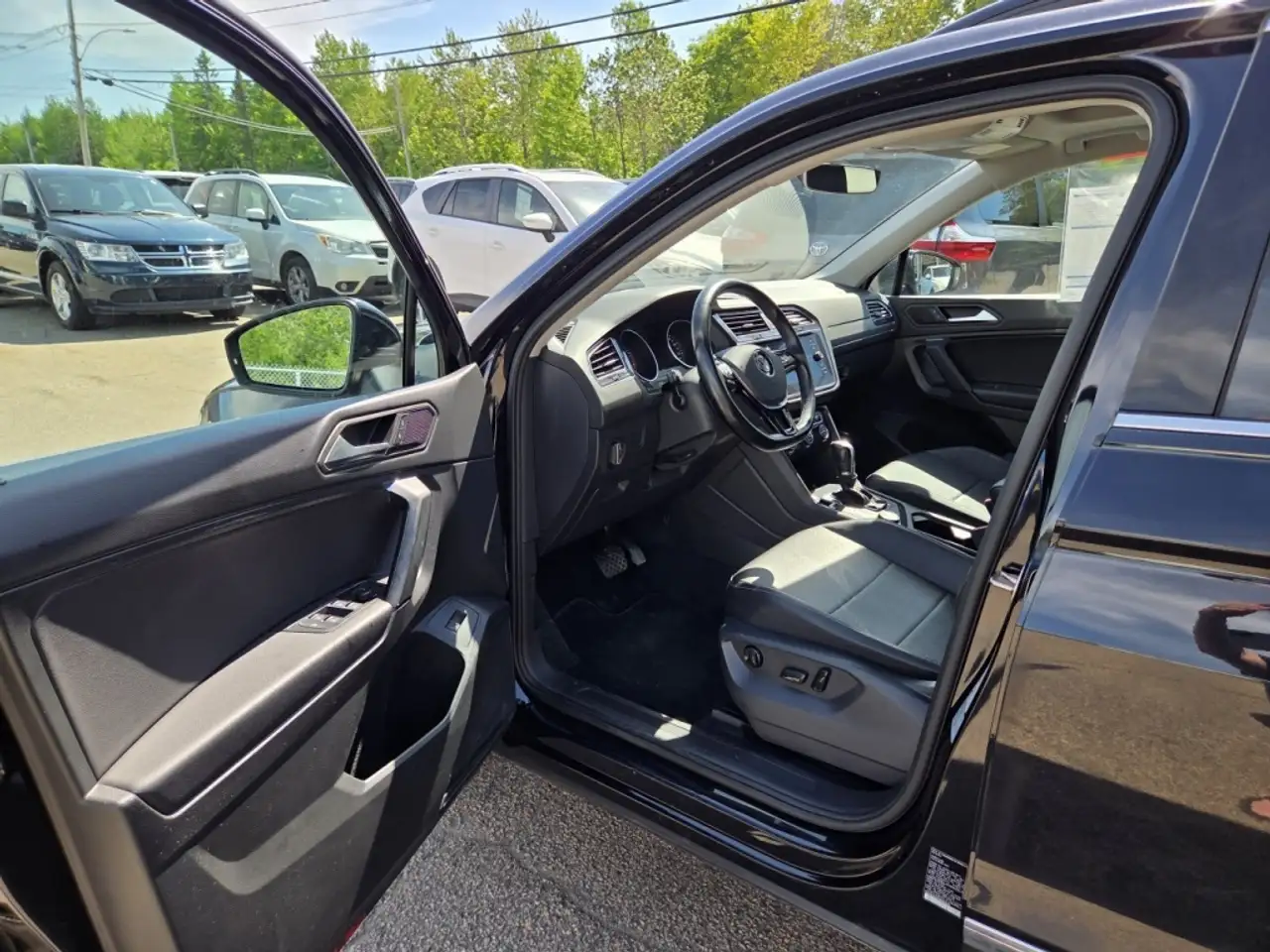 Volkswagen Tiguan снимка Volkswagen Tiguan