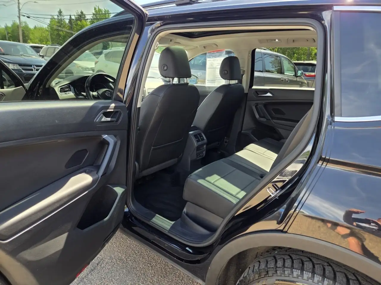 Volkswagen Tiguan снимка Volkswagen Tiguan