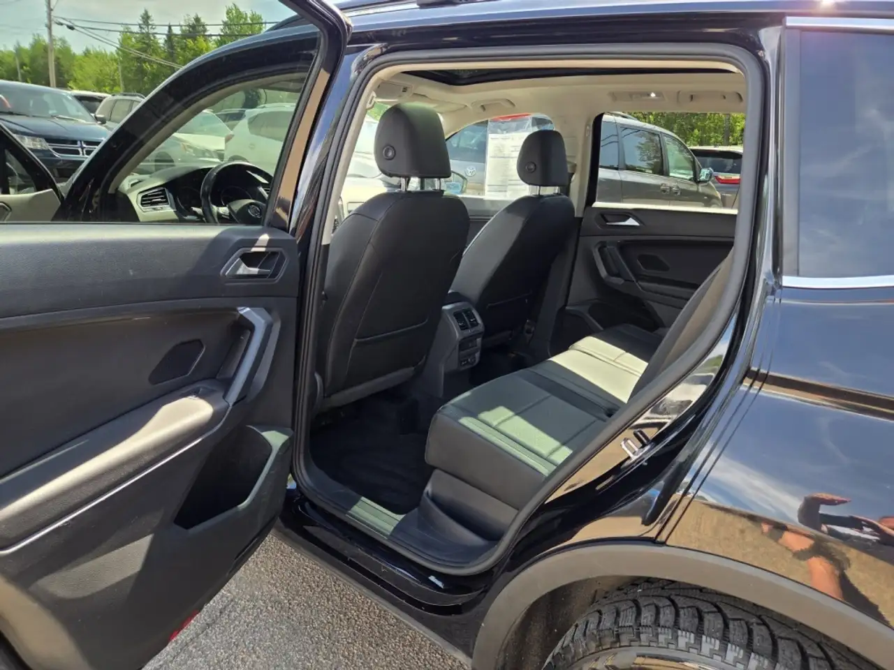 Volkswagen Tiguan снимка Volkswagen Tiguan