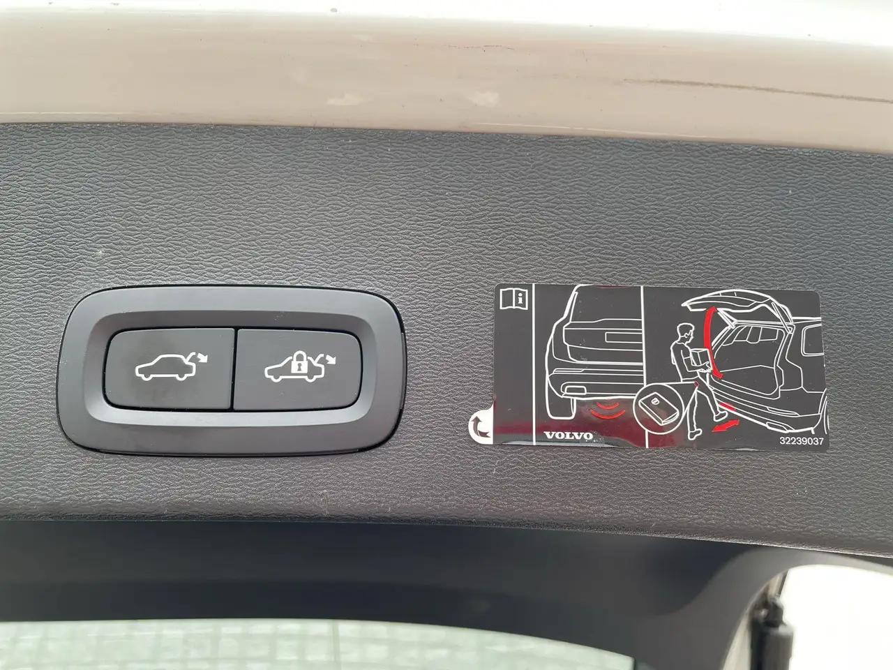 Volvo XC40 photo Volvo XC40