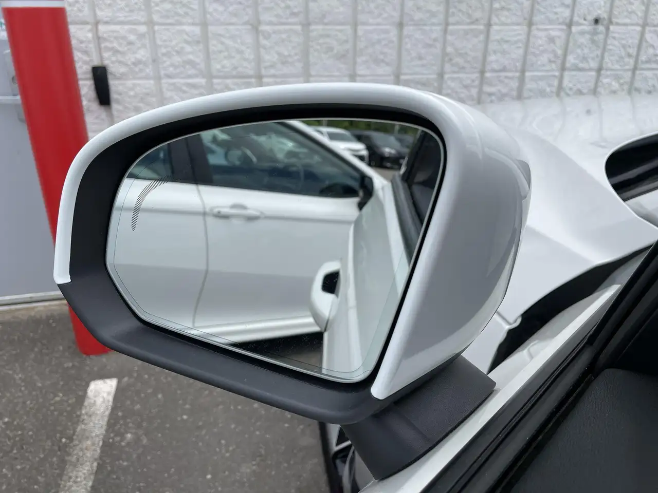Volvo XC40 photo Volvo XC40