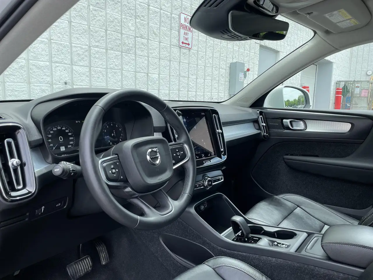 Volvo XC40 photo Volvo XC40