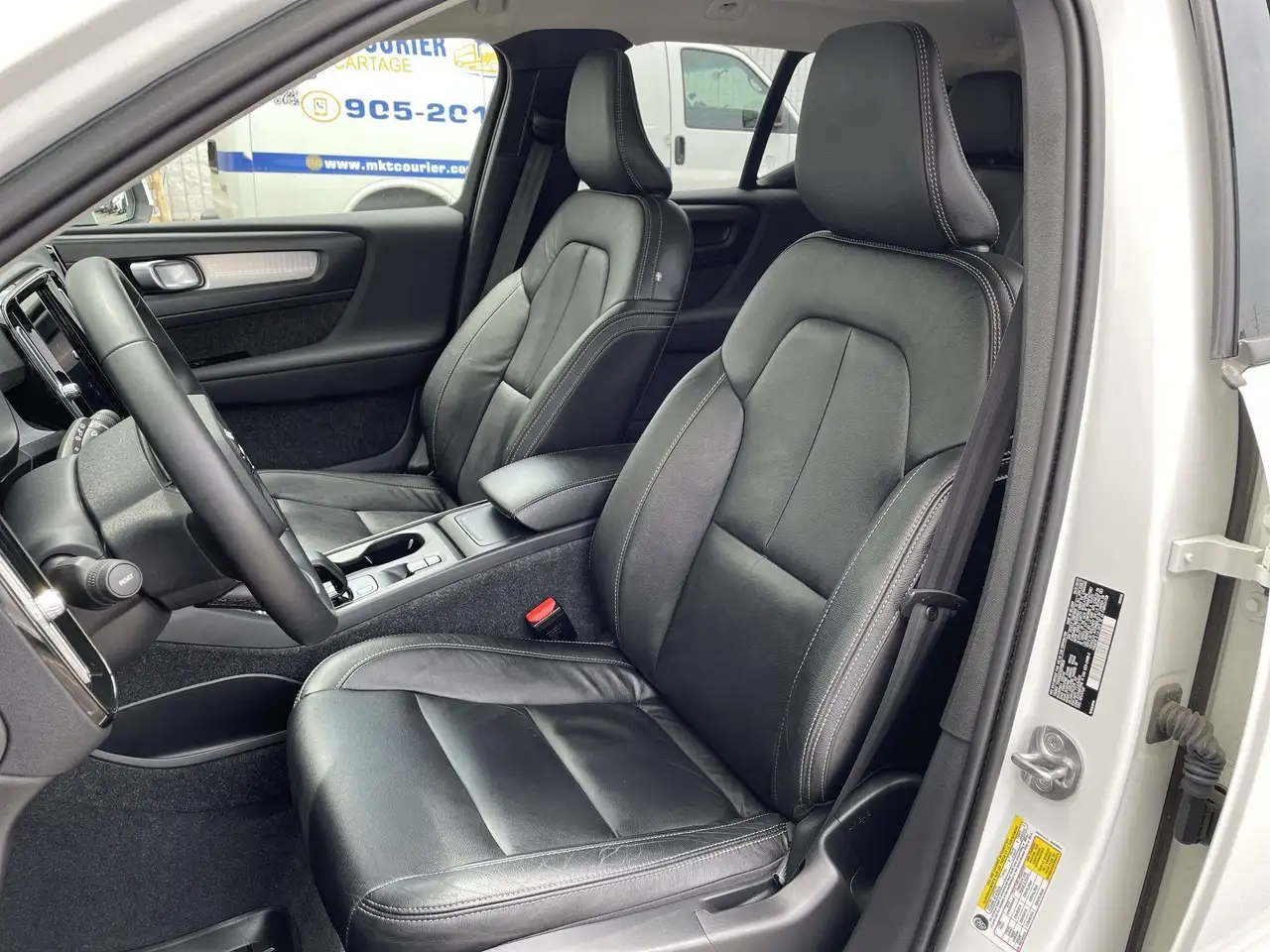 Volvo XC40 photo Volvo XC40