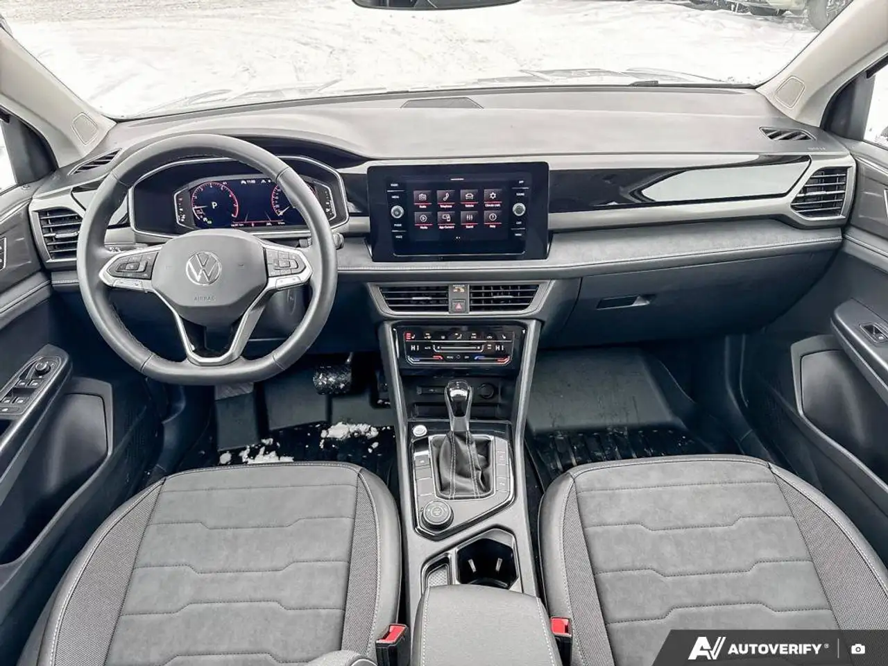 Volkswagen Taos снимка Volkswagen Taos