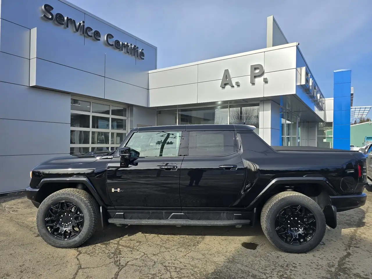 GMC HUMMER EV Pickup снимка GMC HUMMER EV Pickup