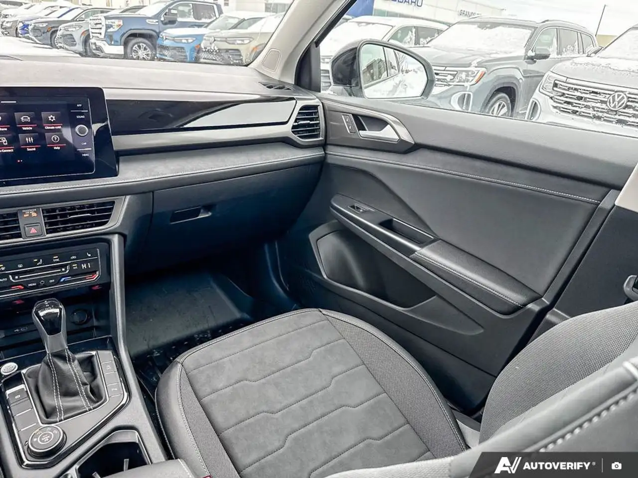 Volkswagen Taos снимка Volkswagen Taos