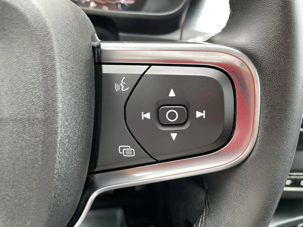 Volvo XC40 photo Volvo XC40