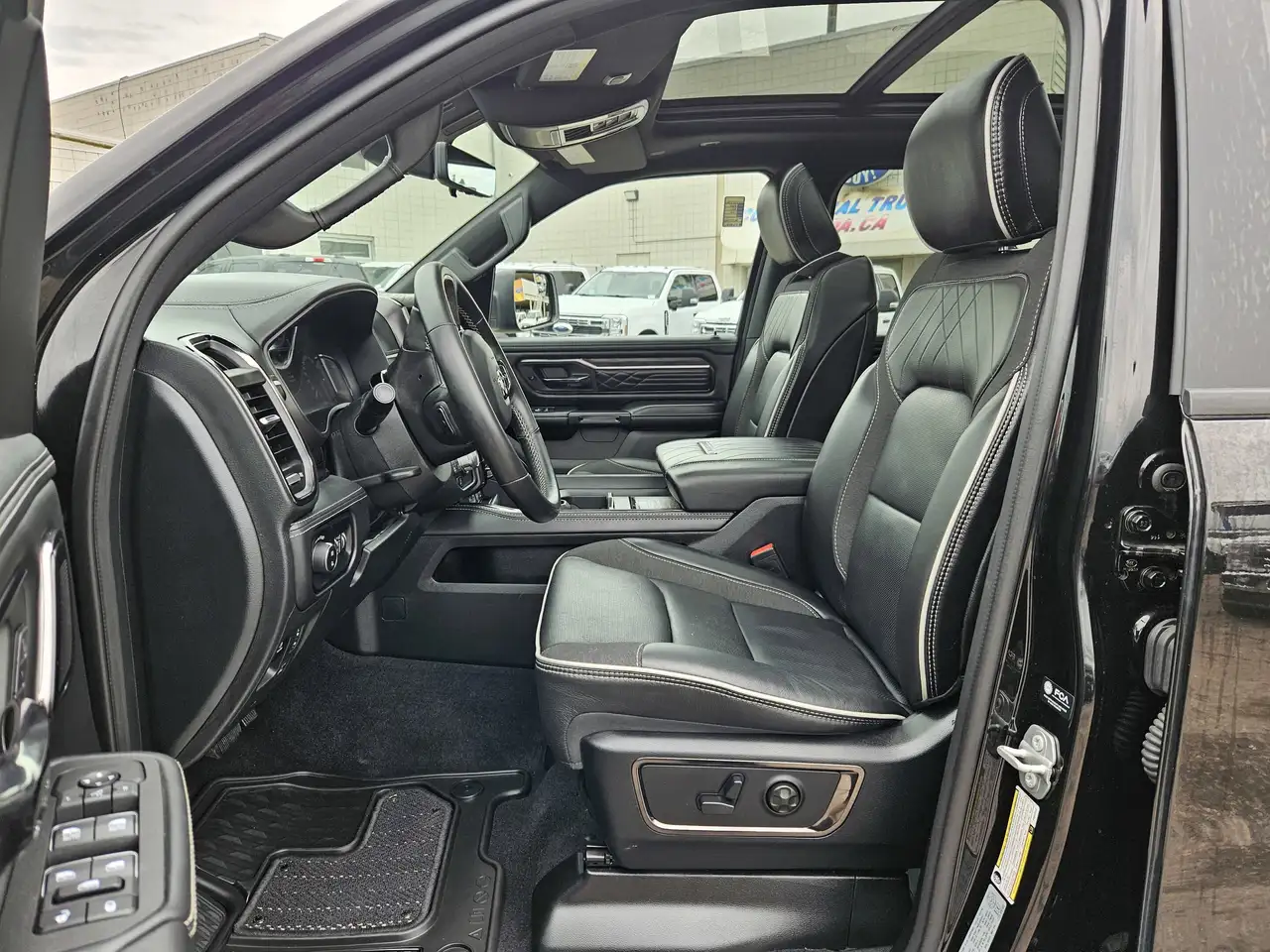 RAM 1500 photo RAM 1500
