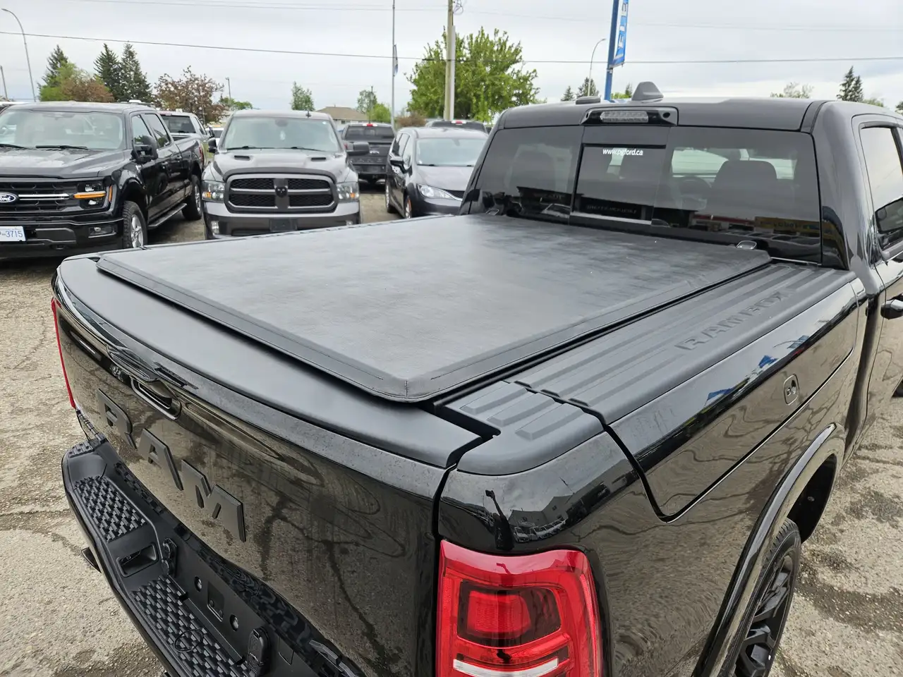 RAM 1500 photo RAM 1500