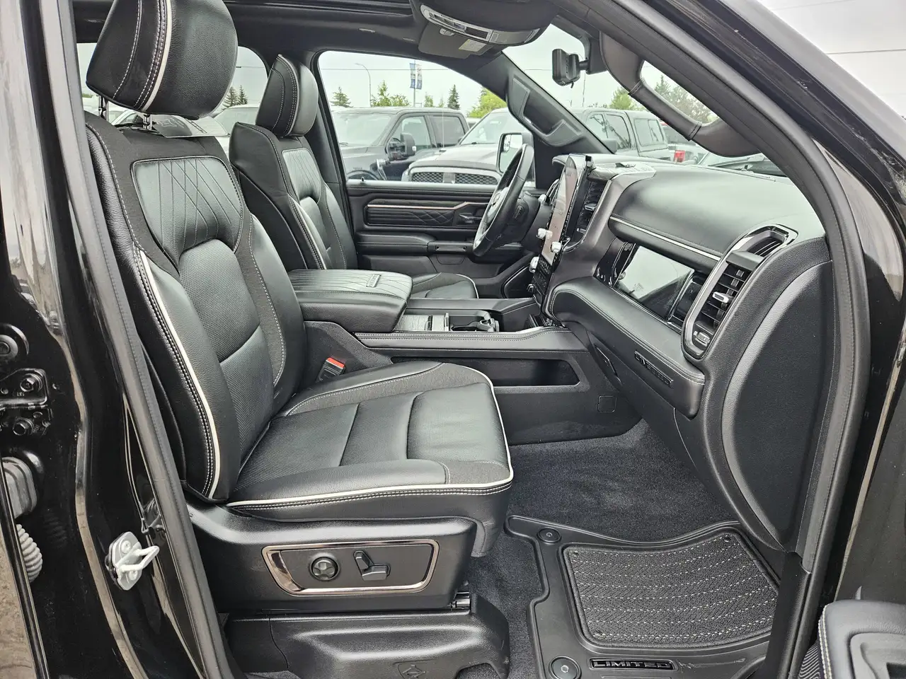 RAM 1500 photo RAM 1500
