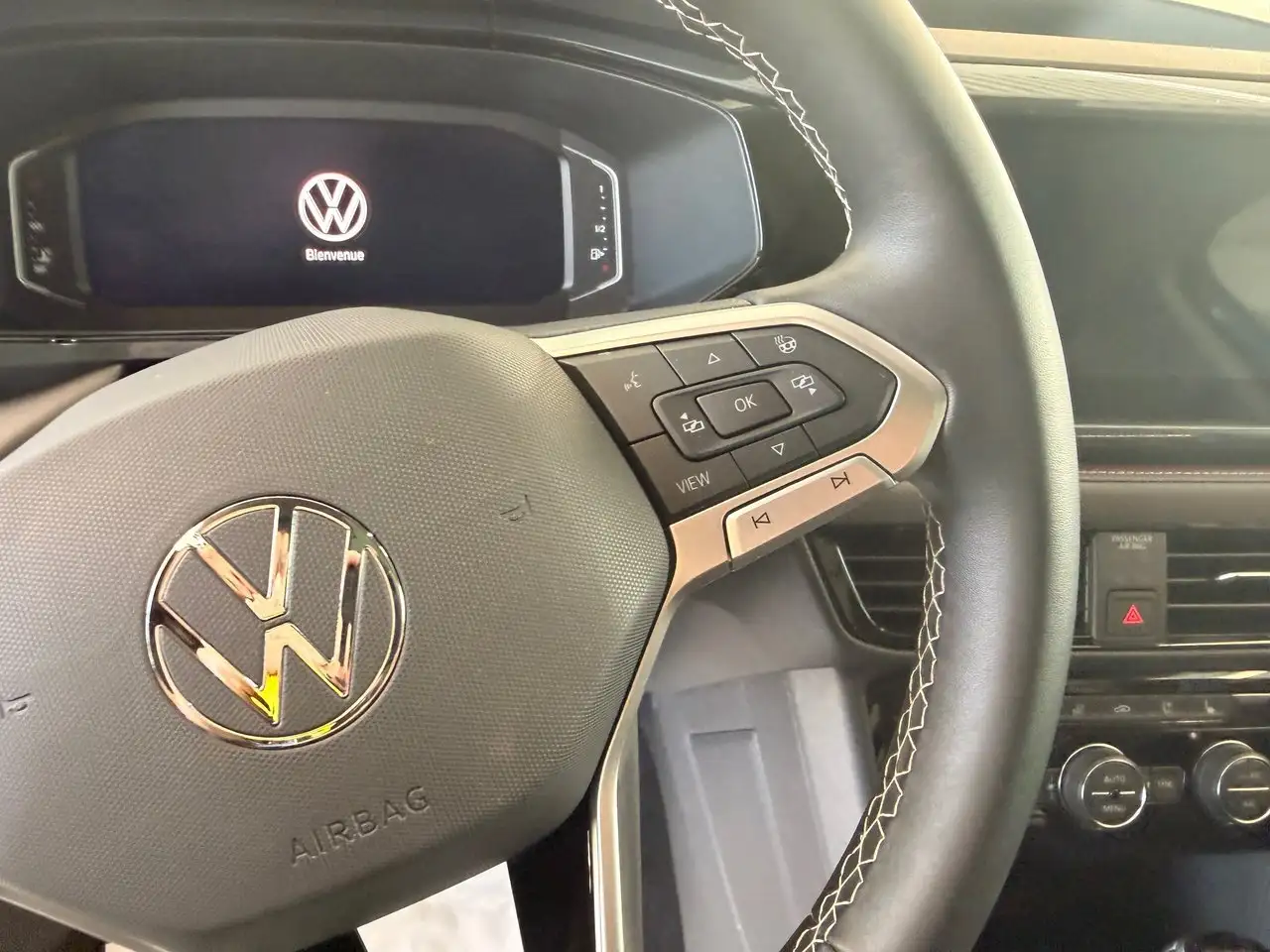 Volkswagen Taos снимка Volkswagen Taos