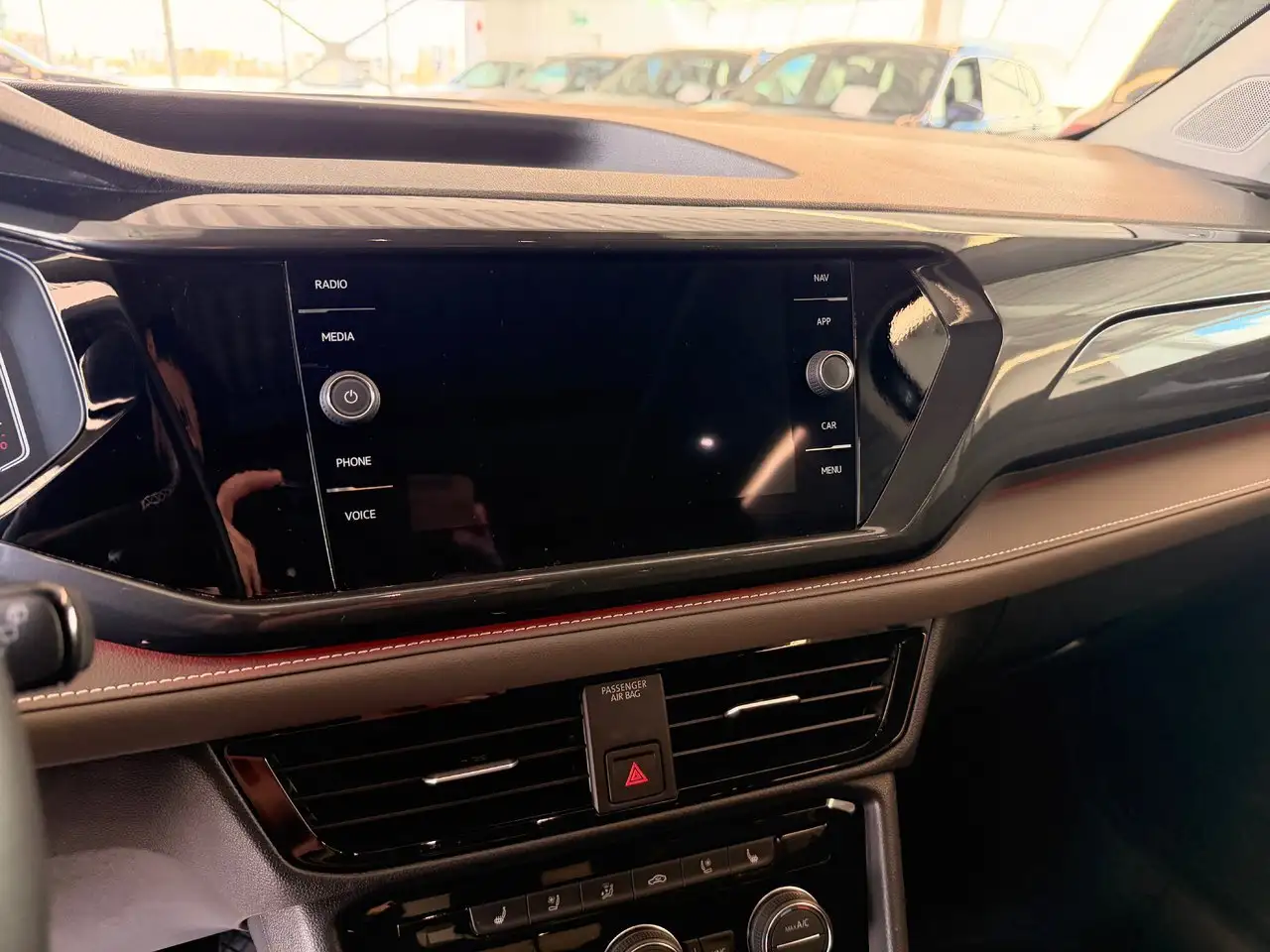 Volkswagen Taos снимка Volkswagen Taos