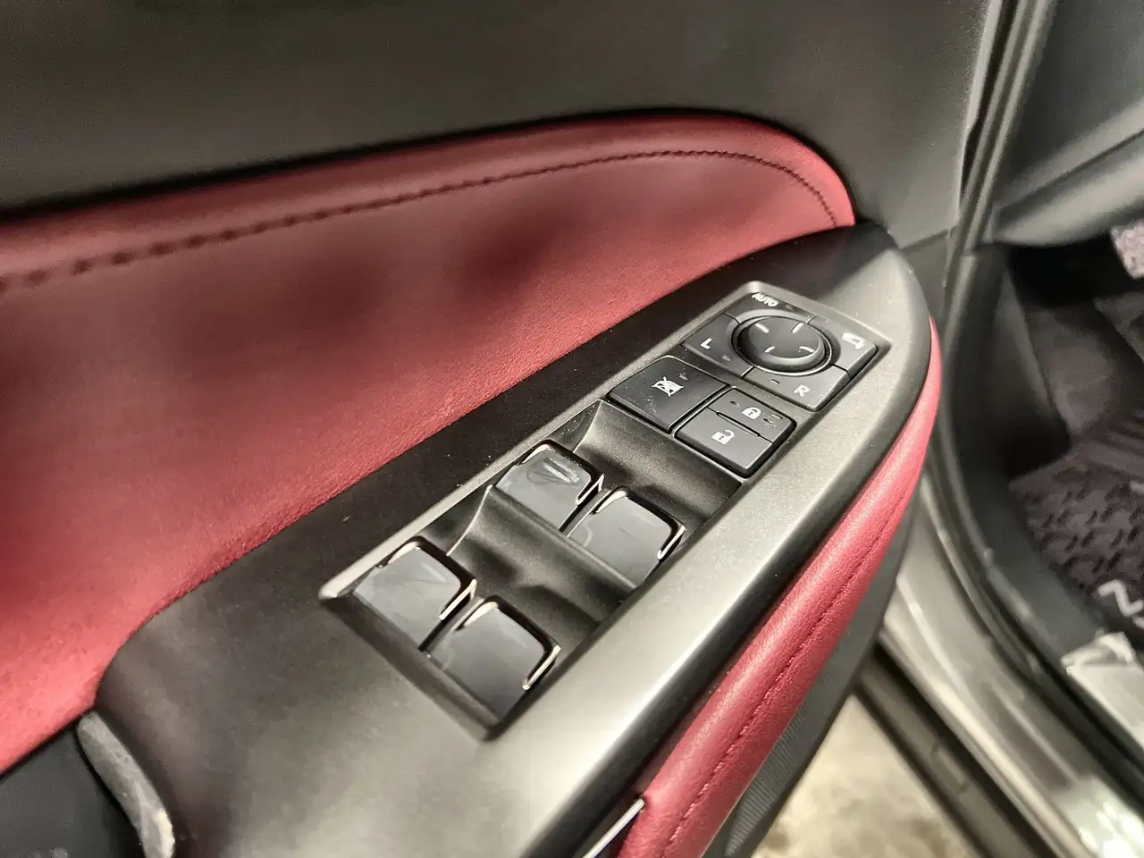 Lexus NX photo Lexus NX