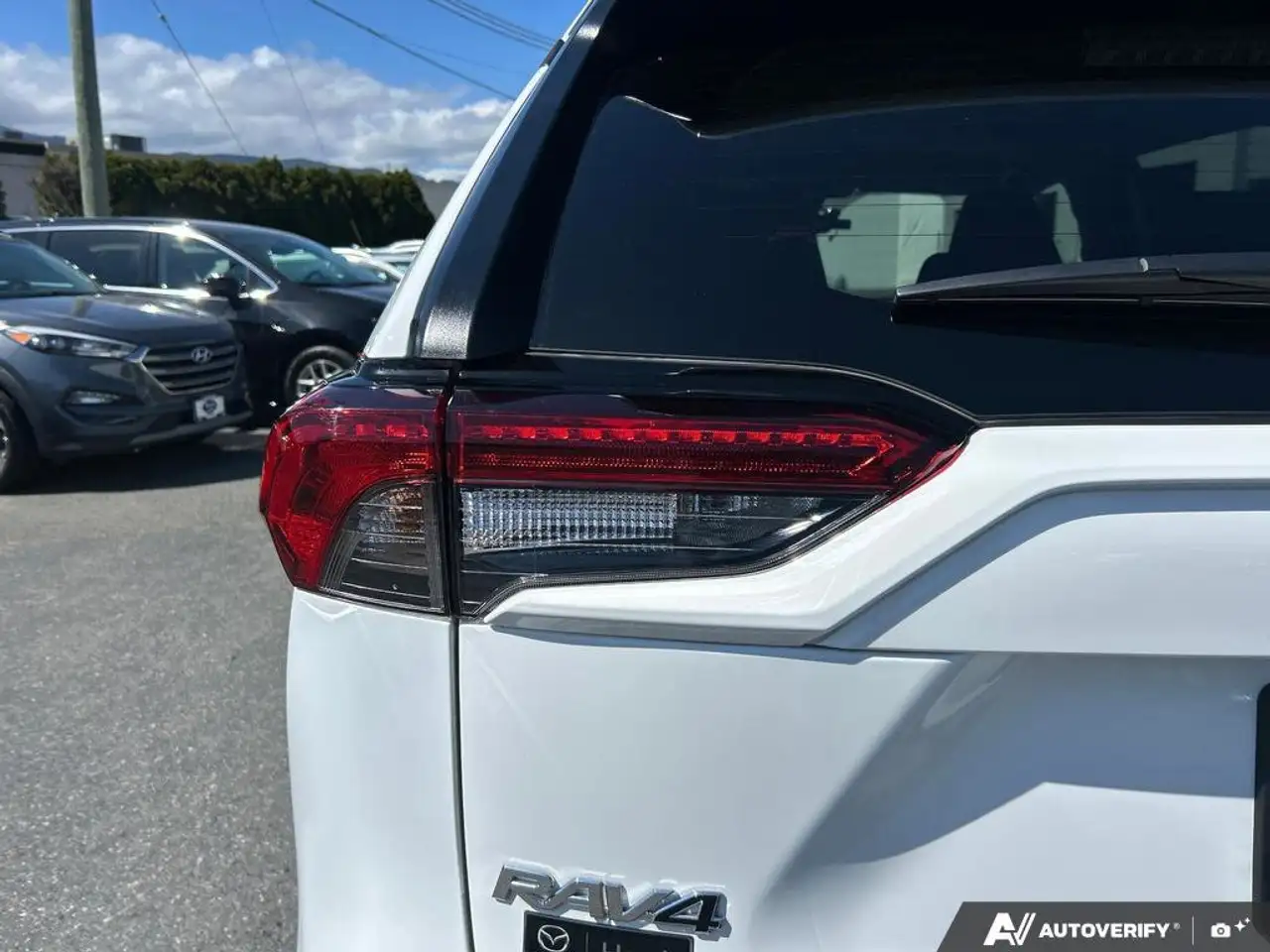 Toyota RAV 4 снимка Toyota RAV 4