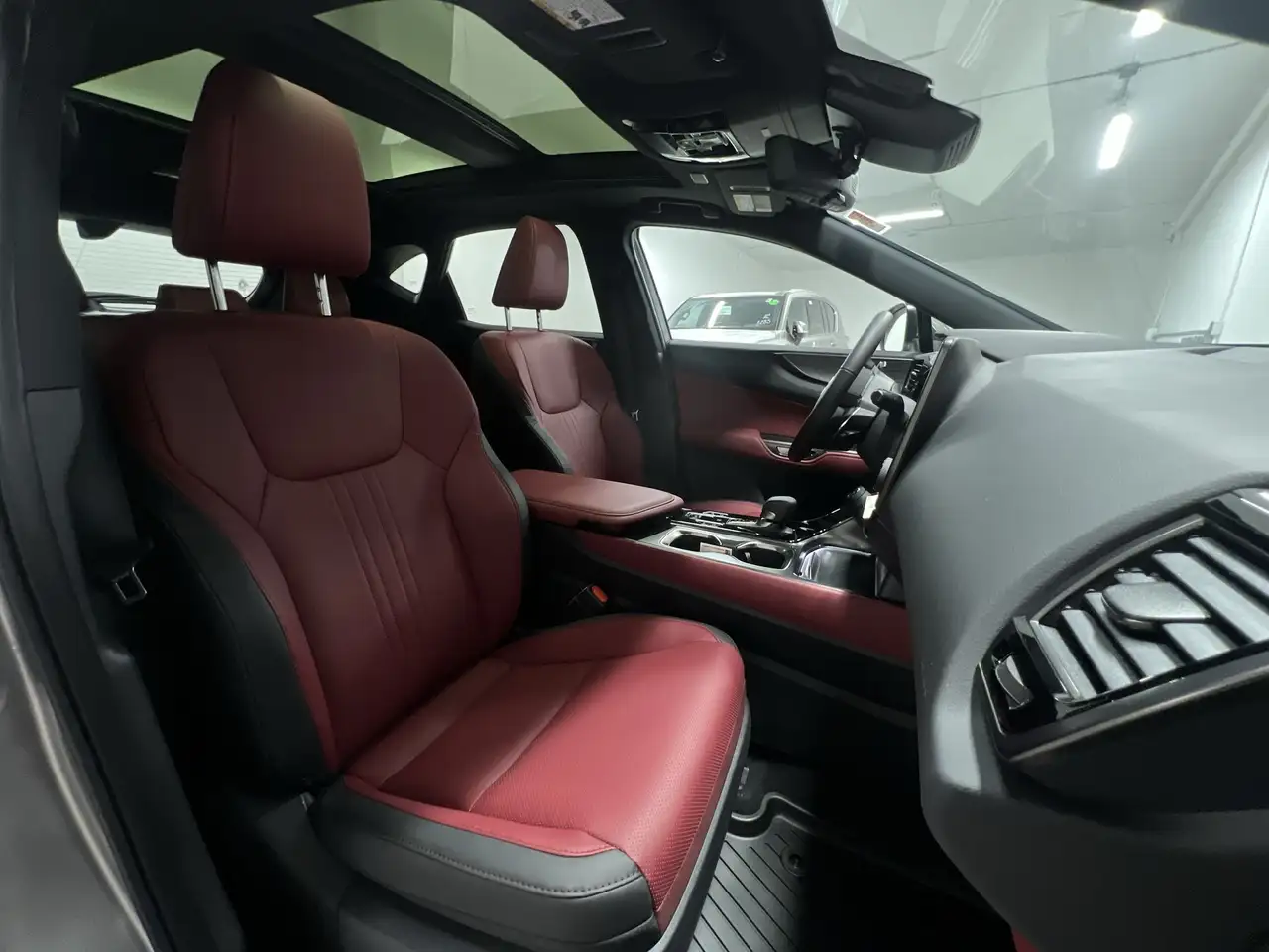Lexus NX photo Lexus NX