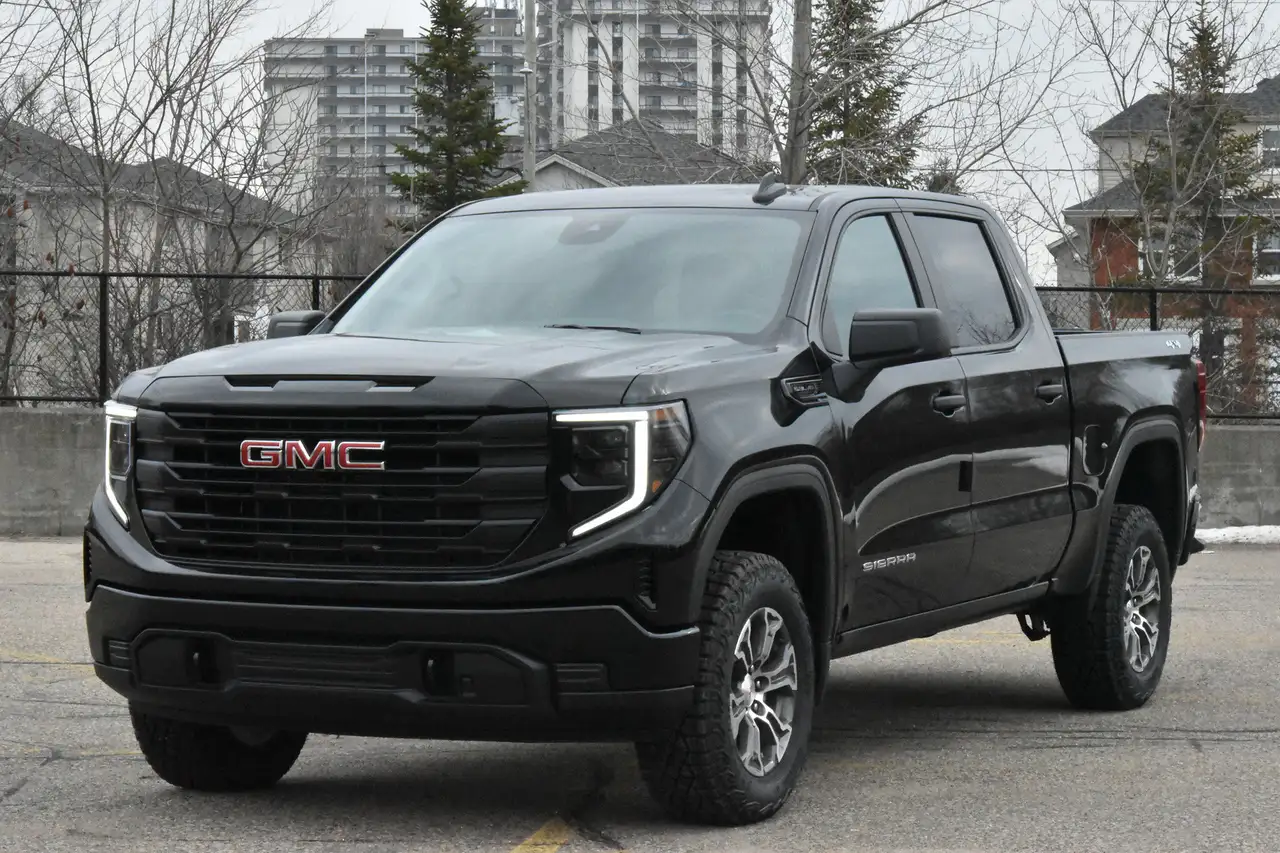 GMC Sierra 1500 photo GMC Sierra 1500