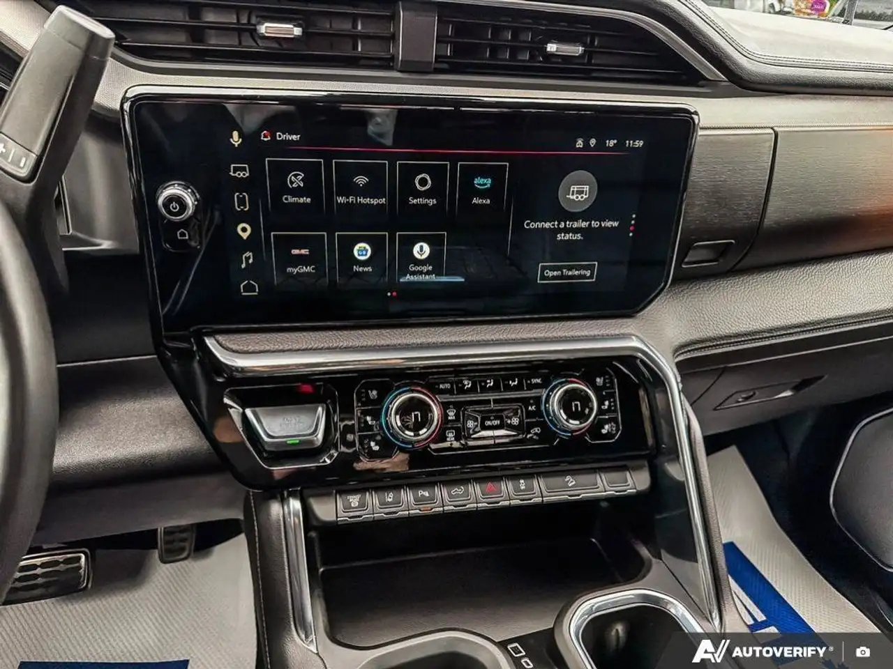 GMC Sierra 2500HD снимка GMC Sierra 2500HD