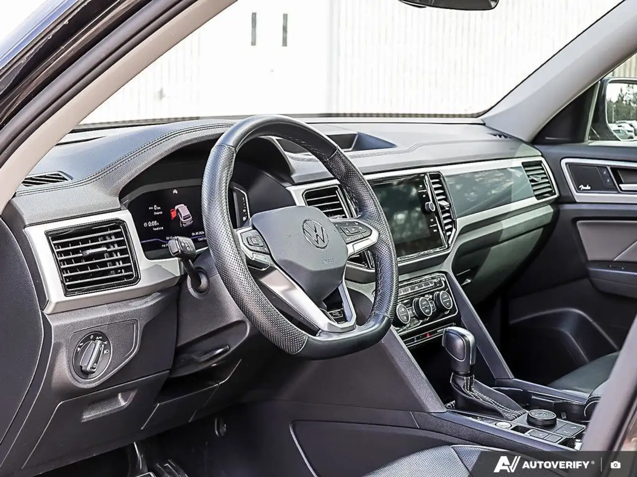 Volkswagen Atlas снимка Volkswagen Atlas